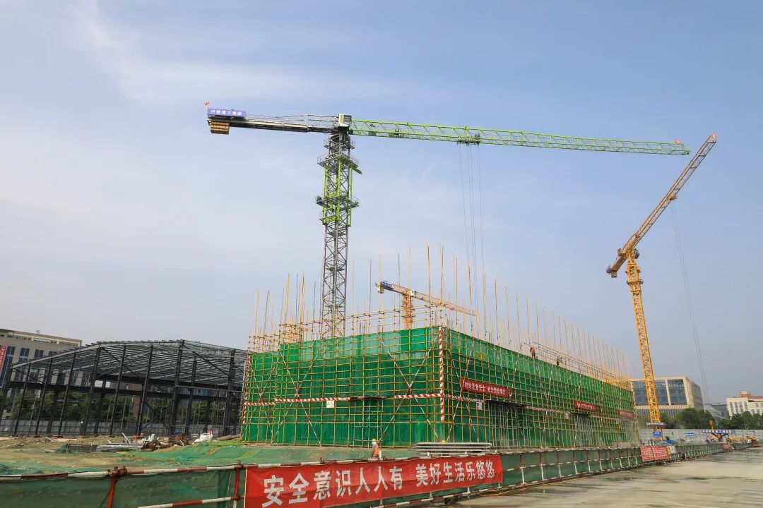 ����ɫ�ⶼ���ص���Ŀ����������������������ۯ���������ƽ����ܹ�ҵ��Ȧǿ��