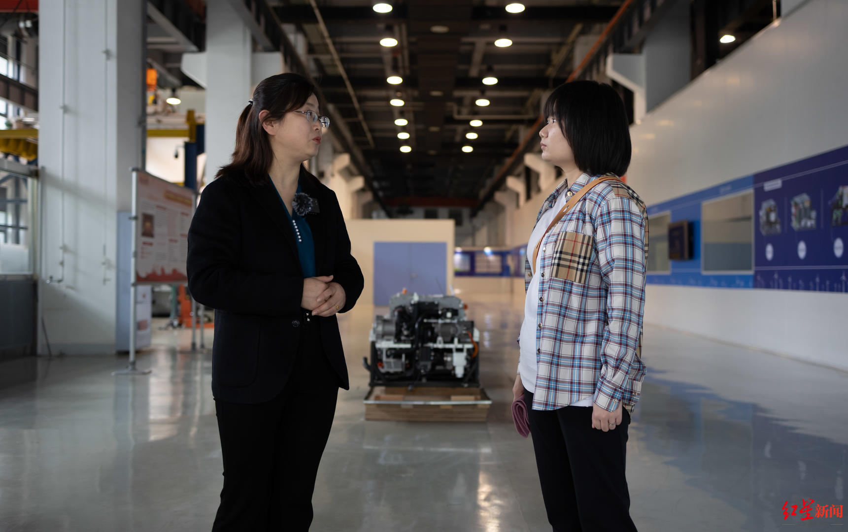 ��ɶ�������������δ�� | �ɶ���������ҵ��Ȧǿ���˲����롱��ѡ�߶��ȣ�12���ᴺ����������ͬ���ǡ�����